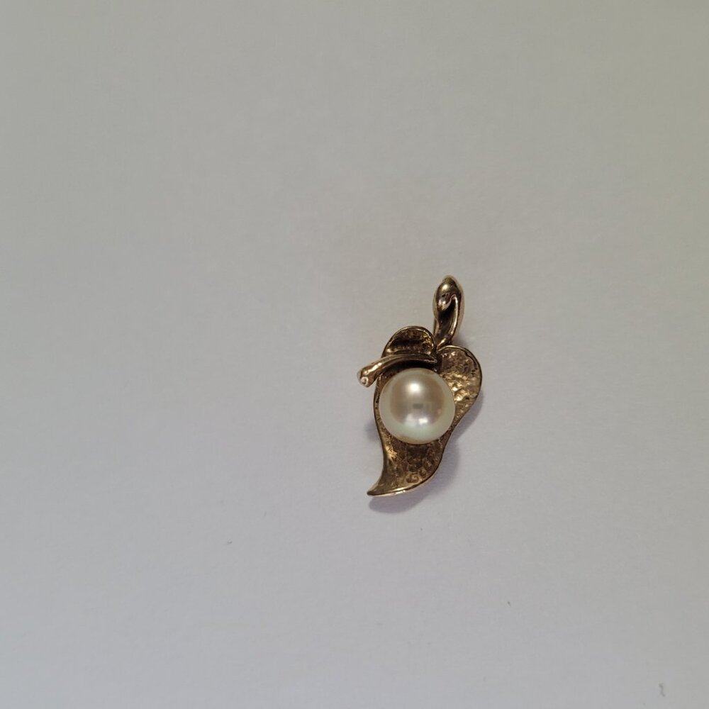 10k Gold Pearl Pea Pod Leaf Pendant by Crater June Birthstone - Picture 5 of 15